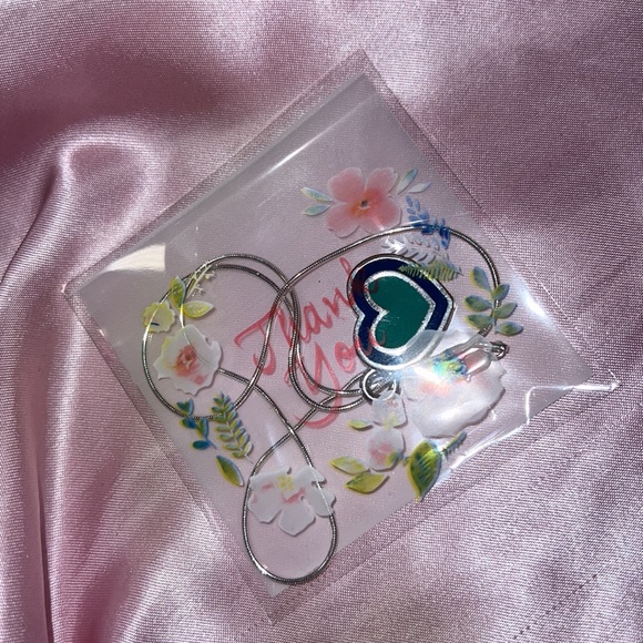 Love Heart Necklace - Picture 7 of 7